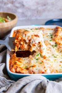 chicken lasagna roll ups