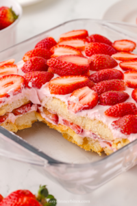 strawberry tiramisu